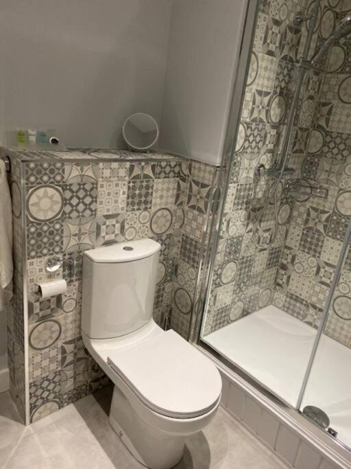 Luxury Mumbles View Studio Apartment Swansea Exterior photo